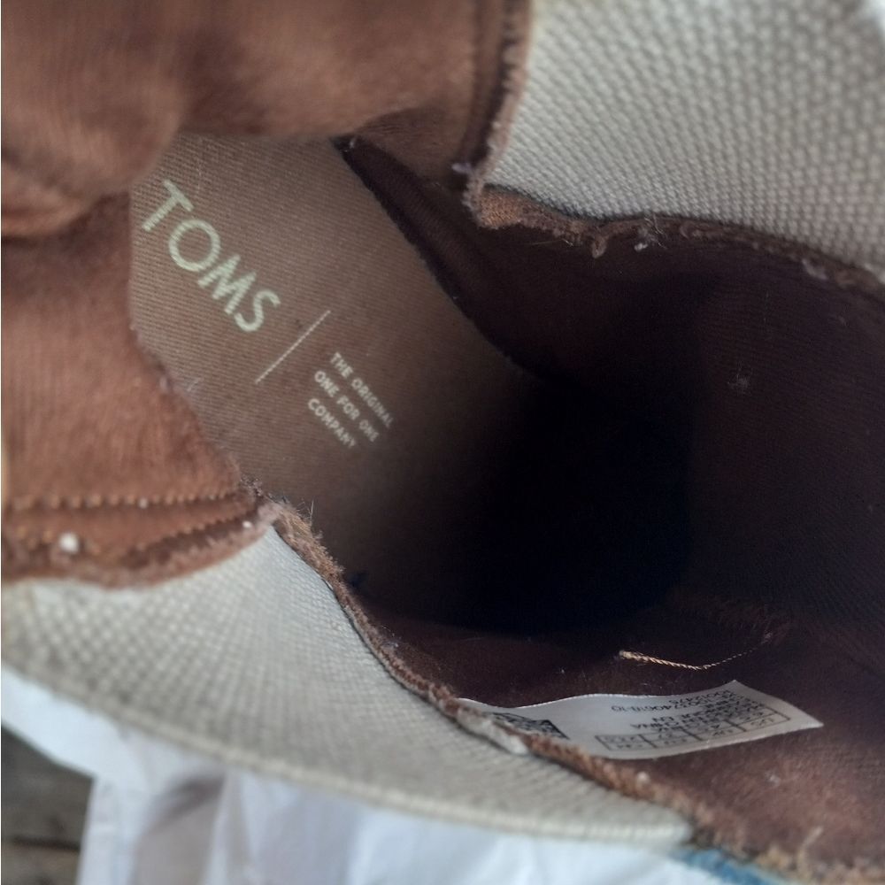 TOMS Women's 6.5 Esme Suede Ankle Chelsea Boot - Picture 9 of 12
